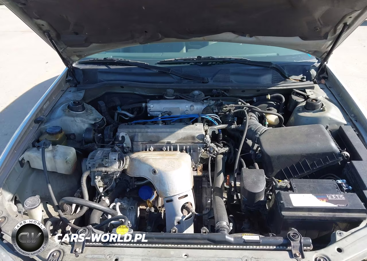 2000 Toyota Camry Le VIN:JT2BG22K8Y0498614 - 10