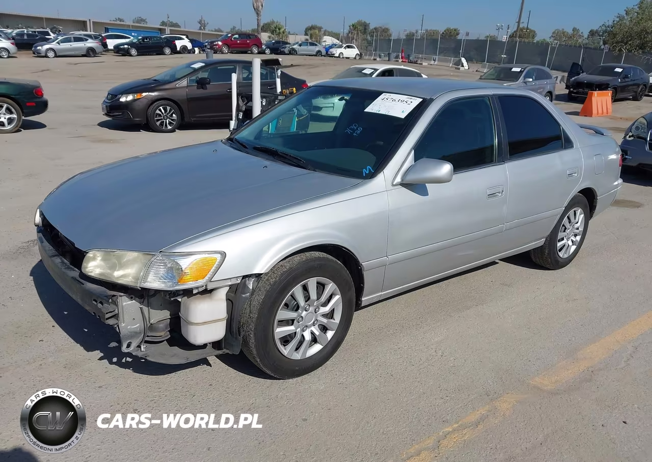 2000 Toyota Camry Le VIN:JT2BG22K8Y0498614 - 2