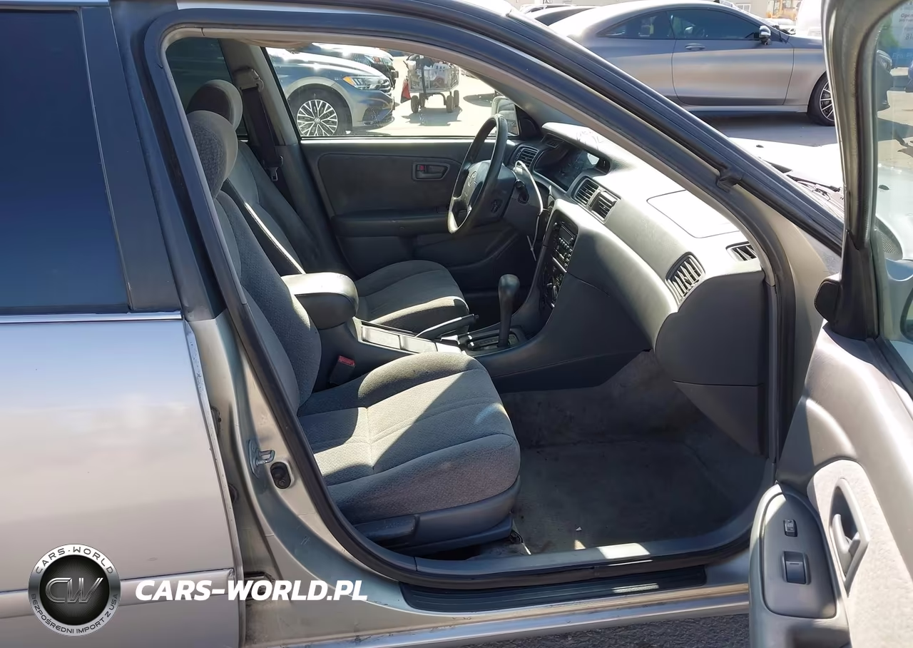 2000 Toyota Camry Le VIN:JT2BG22K8Y0498614 - 5