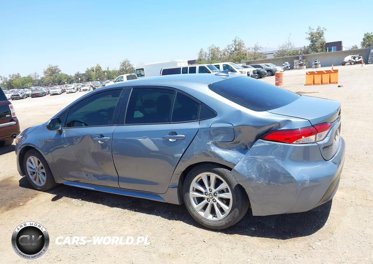 2025 Toyota Corolla Hybrid Le VIN:JTDBCMFE0S3102555 - 14