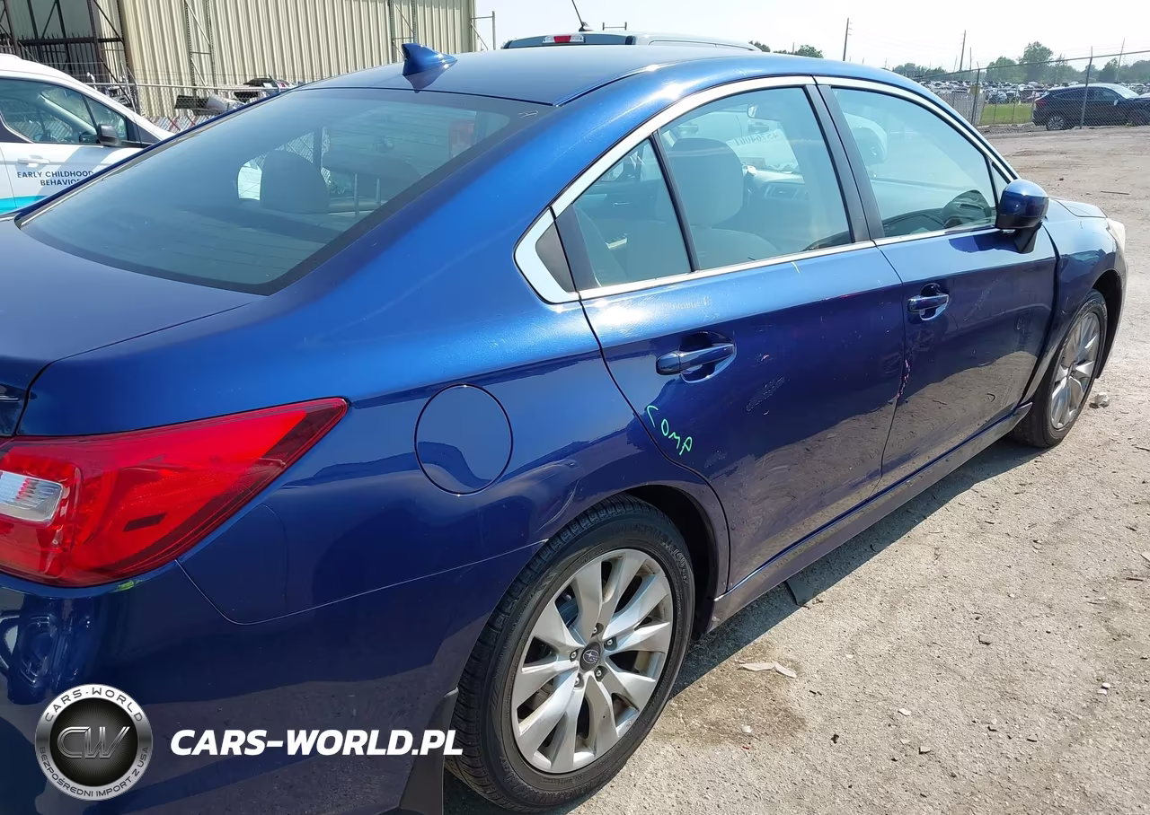 2017 Subaru Legacy 2.5I Premium VIN:4S3BNAC6XH3025126 - 4