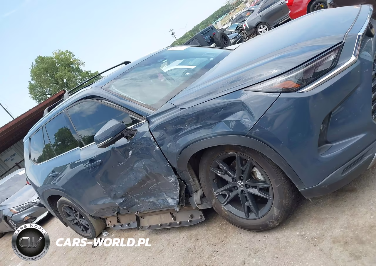 2024 Toyota Grand Highlander Limited VIN:5TDAAAA55RS014360 - 13