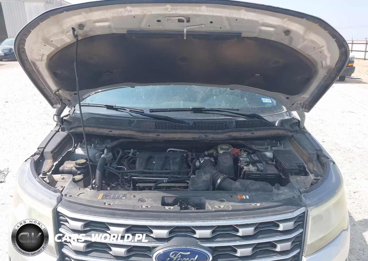 2016 Ford Explorer Xlt VIN:1FM5K7D82GGC57926 - 10