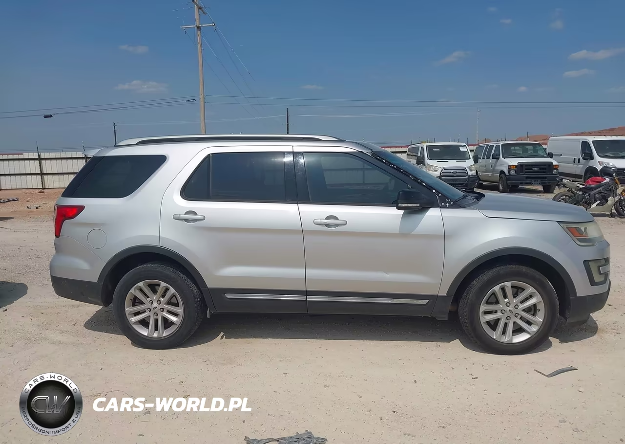 2016 Ford Explorer Xlt VIN:1FM5K7D82GGC57926 - 13