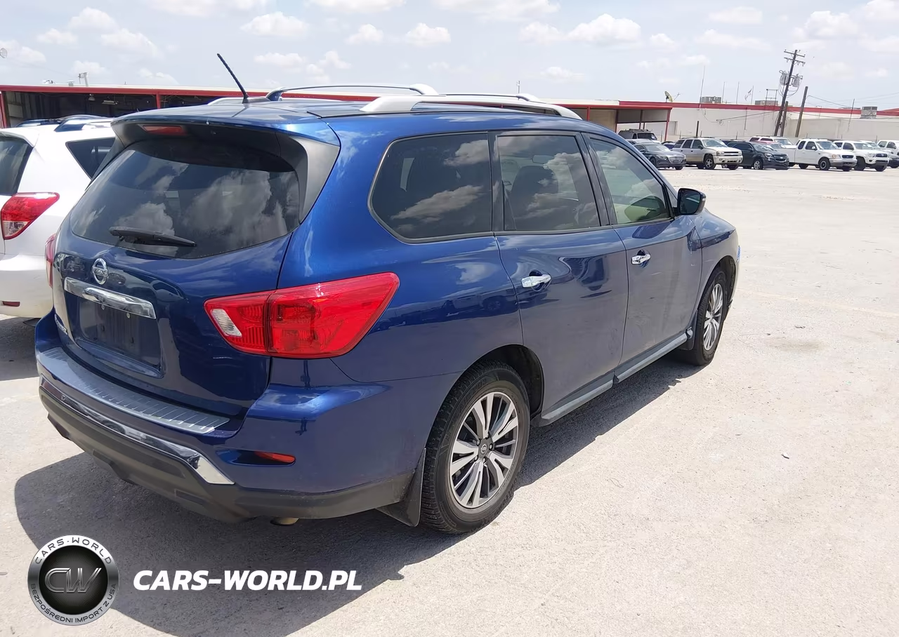 2017 Nissan Pathfinder S VIN:5N1DR2MN5HC694070 - 4