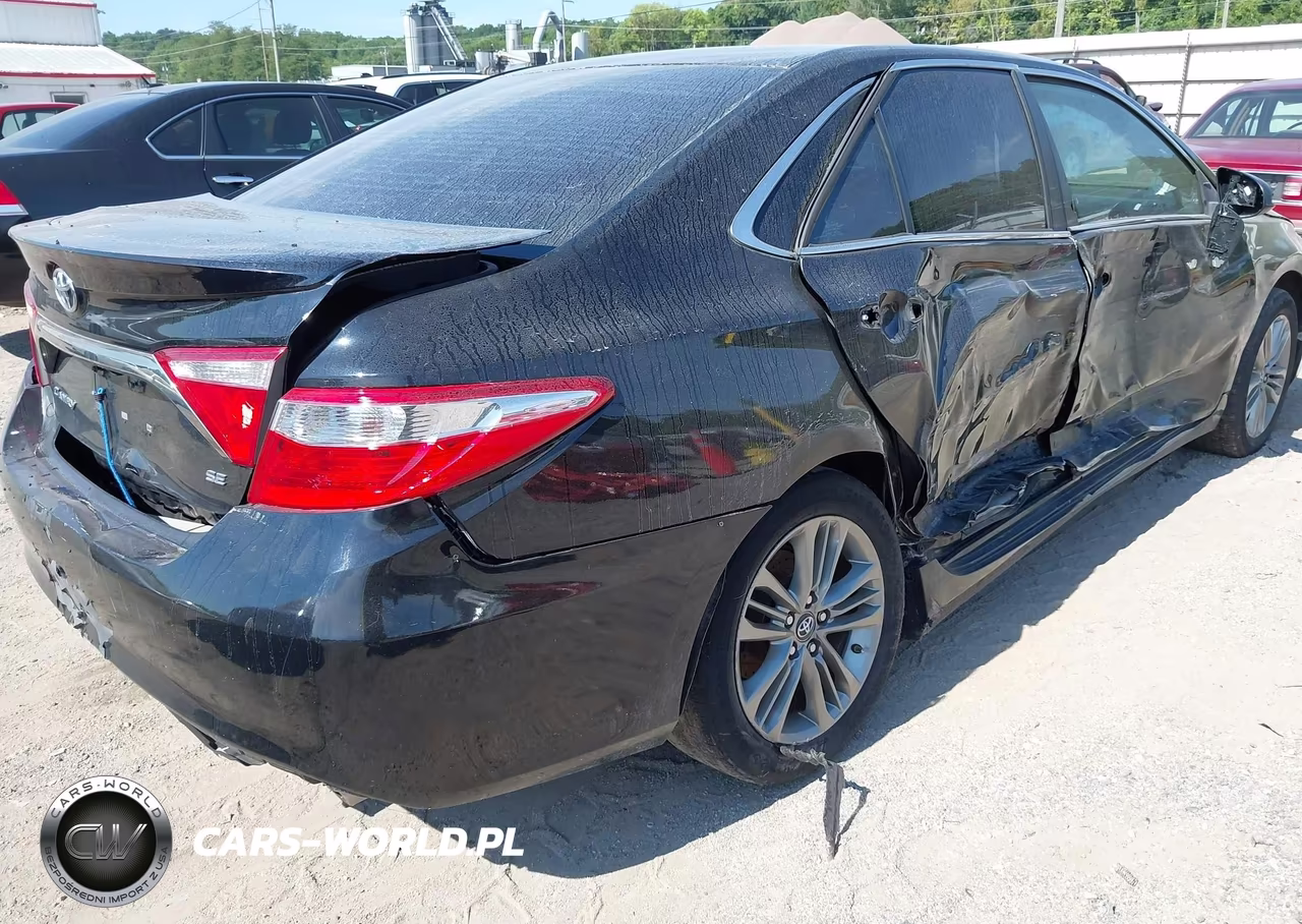 2017 Toyota Camry Se VIN:4T1BF1FK9HU422080 - 4