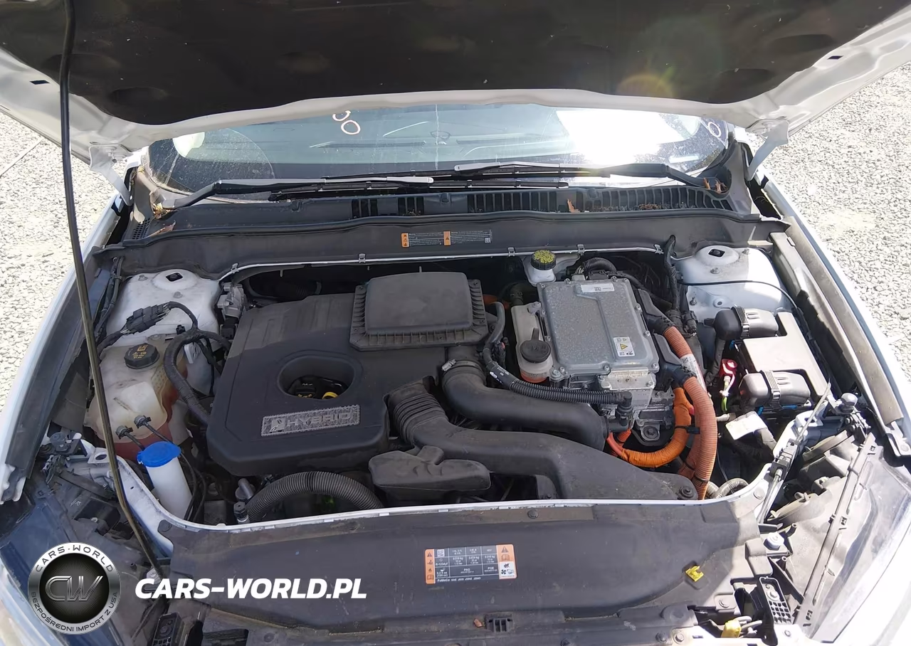 2018 Ford Fusion Hybrid S VIN:3FA6P0UU4JR271475 - 10