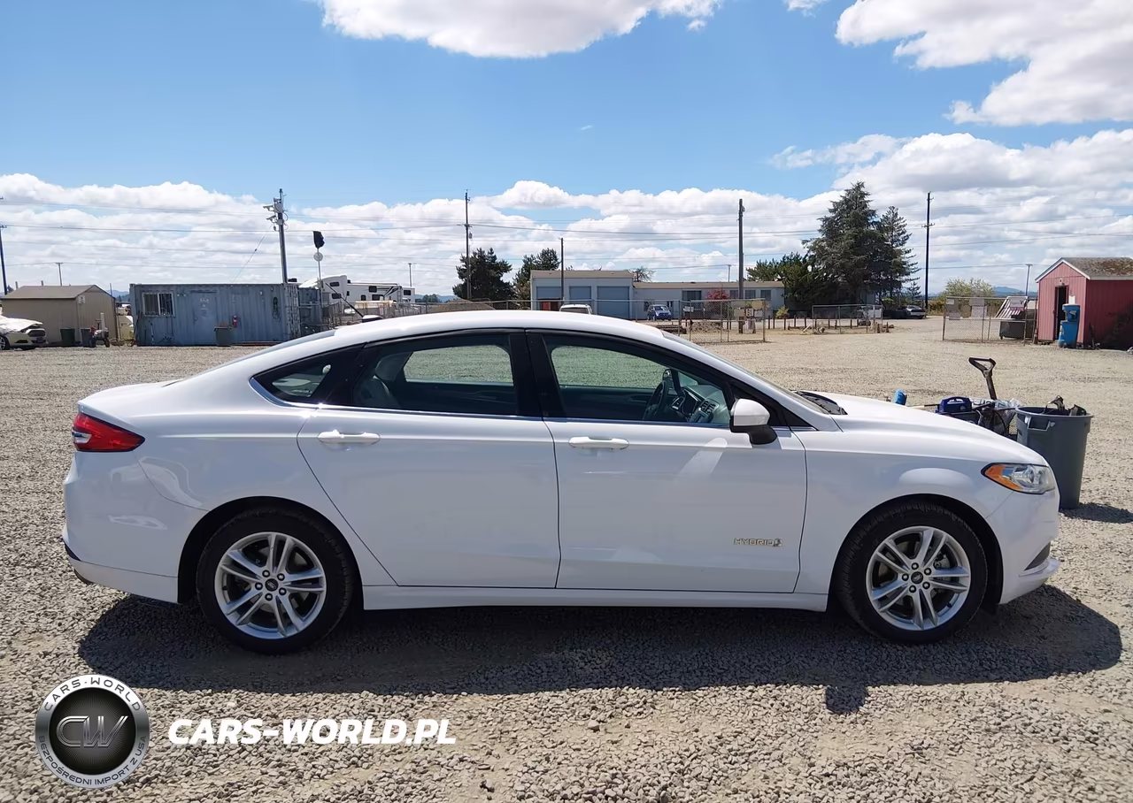 2018 Ford Fusion Hybrid S VIN:3FA6P0UU4JR271475 - 15