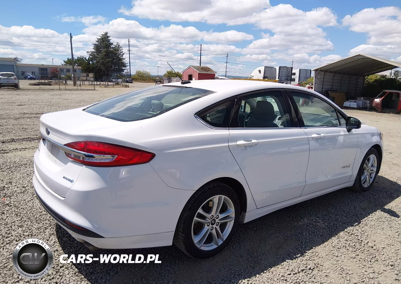 2018 Ford Fusion Hybrid S VIN:3FA6P0UU4JR271475 - 4