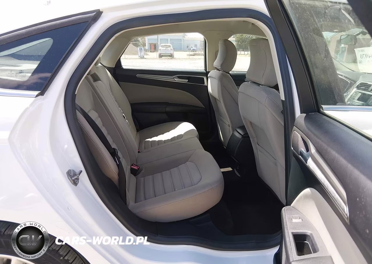 2018 Ford Fusion Hybrid S VIN:3FA6P0UU4JR271475 - 8