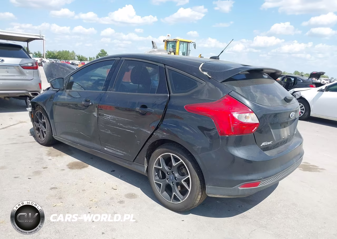 2013 Ford Focus Se VIN:1FADP3K26DL226471 - 3