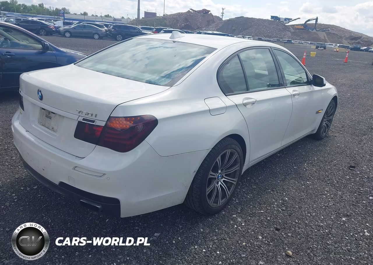 2012 BMW 750I VIN:WBAKA8C55CDS99748 - 4