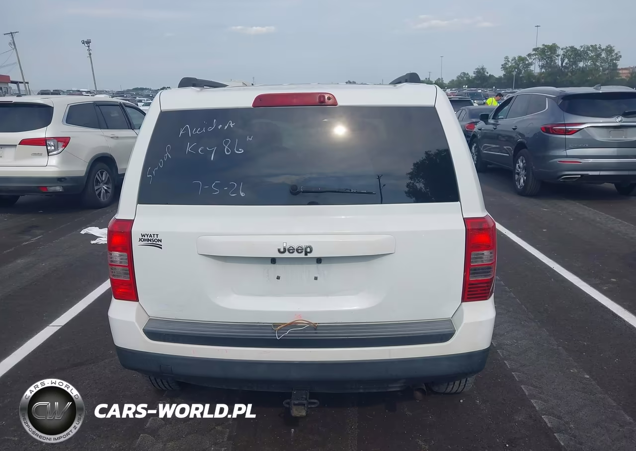 2015 Jeep Patriot Sport VIN:1C4NJPBA3FD340875 - 16