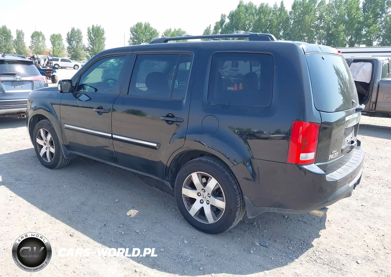 2014 Honda Pilot Touring VIN:5FNYF3H9XEB004135 - 3