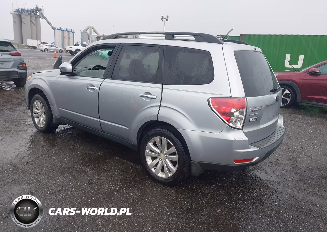 2012 Subaru Forester 2.5X Premium VIN:JF2SHADC4CH430553 - 3