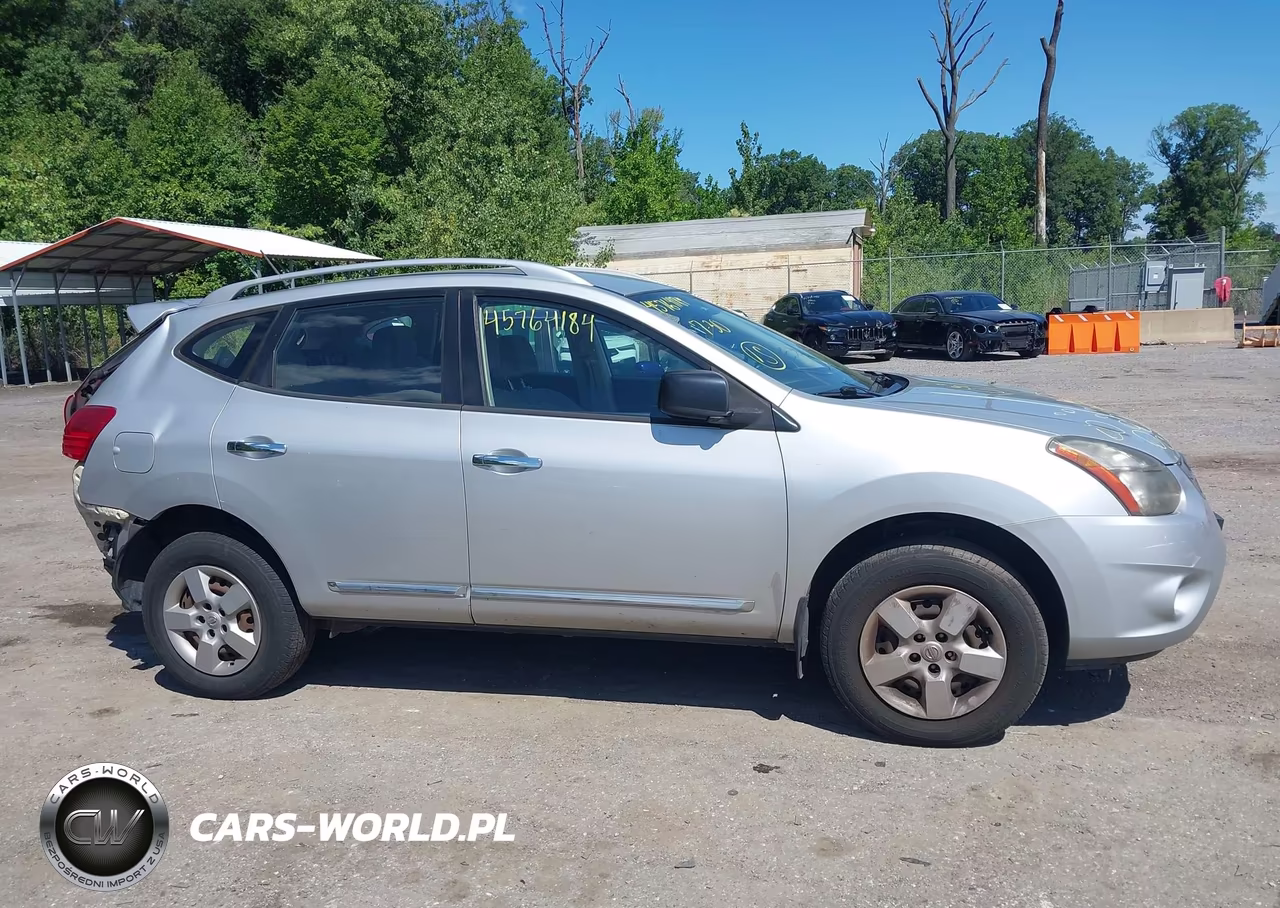 2015 Nissan Rogue Select S VIN:JN8AS5MV8FW770507 - 13