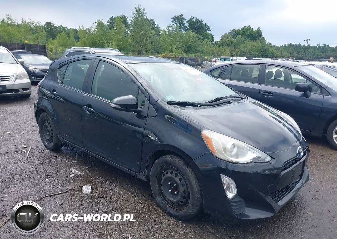 2016 Toyota Prius C Two