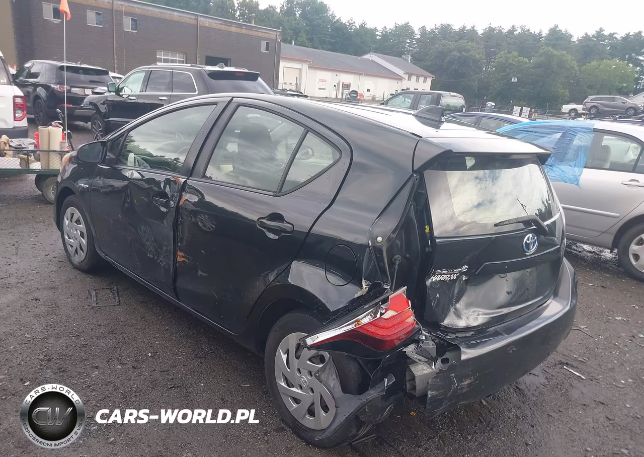 2016 Toyota Prius C Two VIN:JTDKDTB30G1125509 - 6