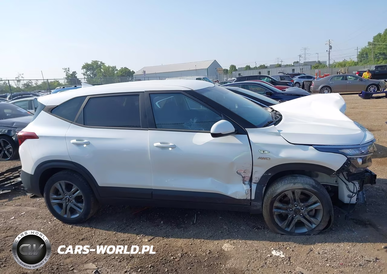 2021 Kia Seltos Lx VIN:KNDEPCAA3M7184700 - 14