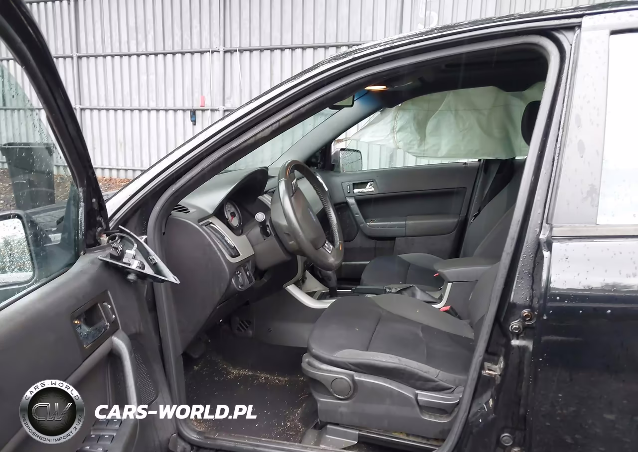 2015 Ford Focus Se VIN:1FAHP3GN9BW173412 - 5