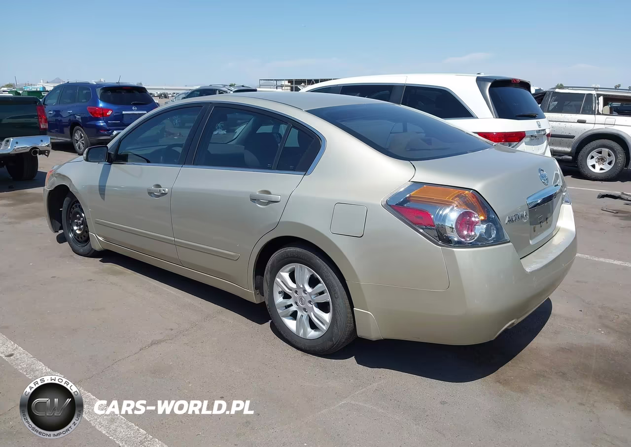 2010 Nissan Altima 2.5 S VIN:1N4AL2AP3AN411213 - 3