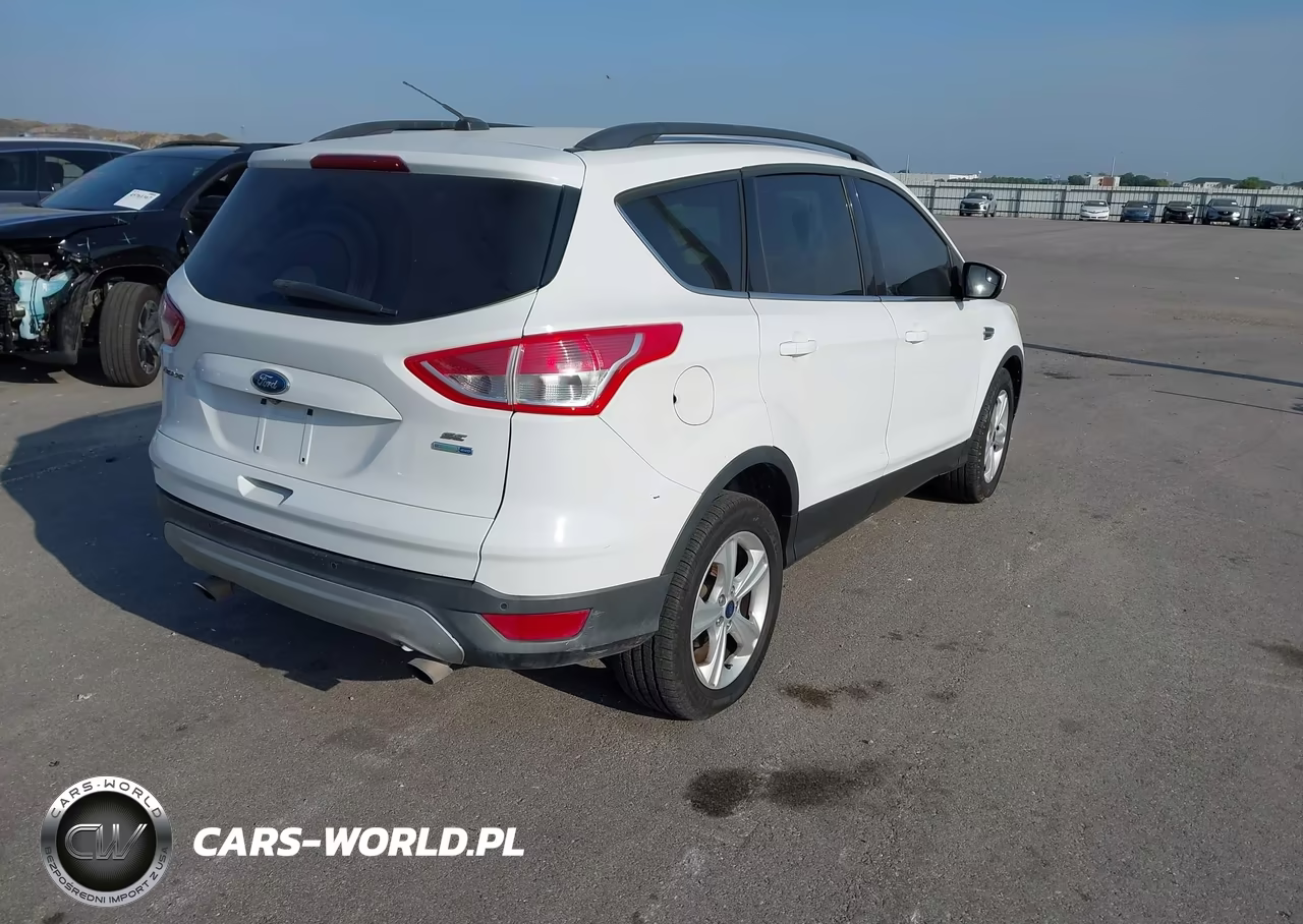 2015 Ford Escape Se VIN:1FMCU9GX6FUA45191 - 4
