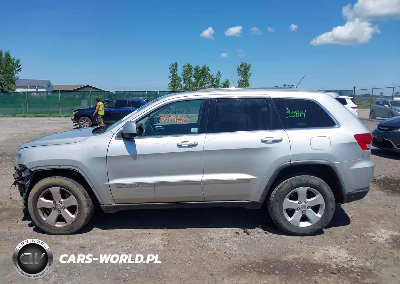 2012 Jeep Grand Cherokee Laredo VIN:1C4RJFAT4CC203511 - 14