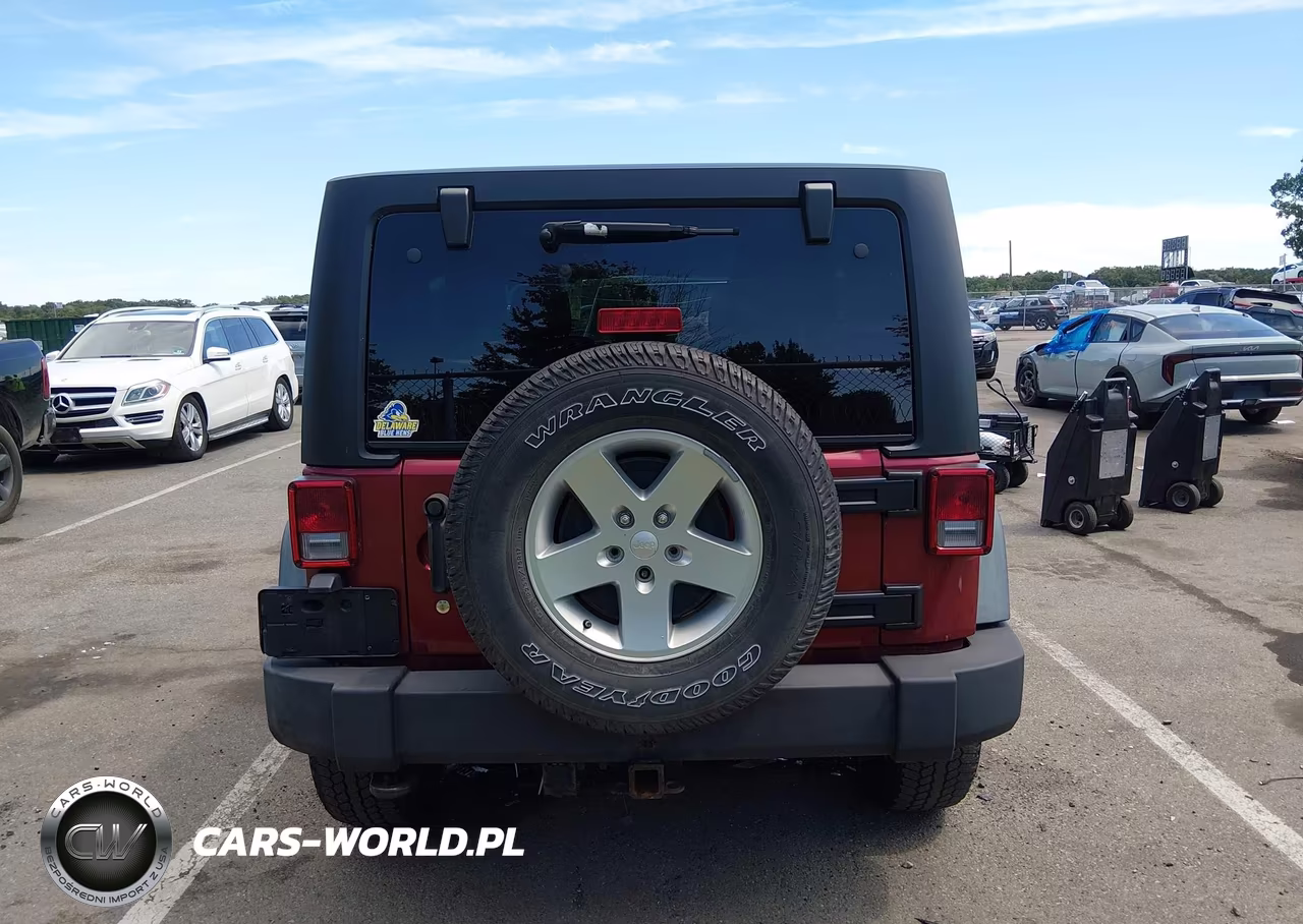 2011 Jeep Wrangler Unlimited Sport VIN:1J4HA3H19BL550016 - 16