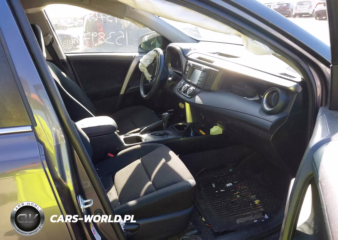 2018 Toyota Rav4 Le VIN:JTMBFREV3JJ726592 - 5