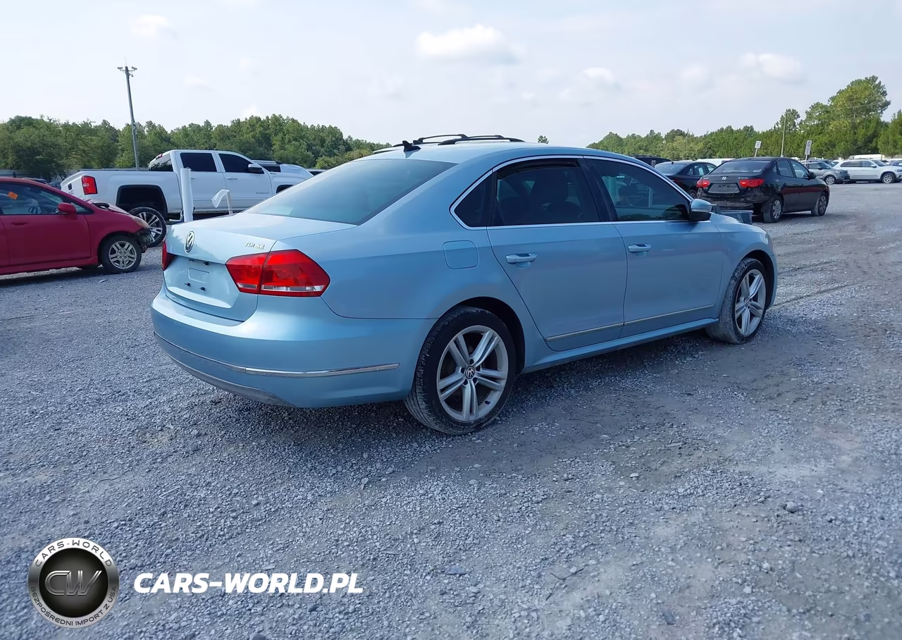 2013 Volkswagen Passat 2.0L Tdi Se VIN:1VWBN7A39DC044298 - 4