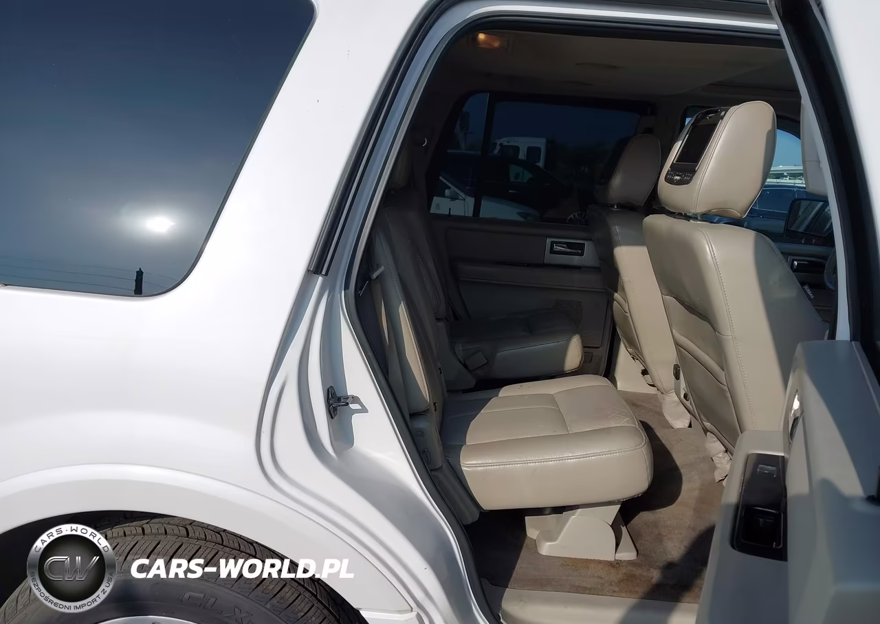 2011 Ford Expedition Limited VIN:1FMJU1K52BEF01299 - 8