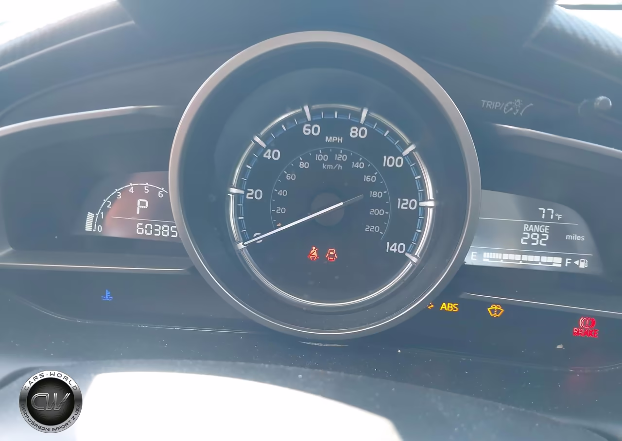 2019 Toyota Yaris Le VIN:3MYDLBYV0KY521654 - 15