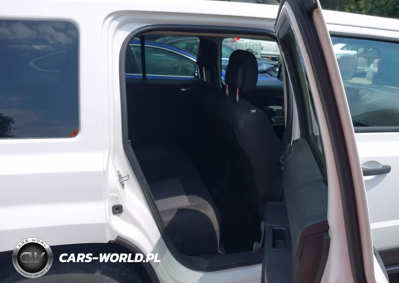 2017 Jeep Patriot Sport VIN:1C4NJPBB0HD203999 - 8