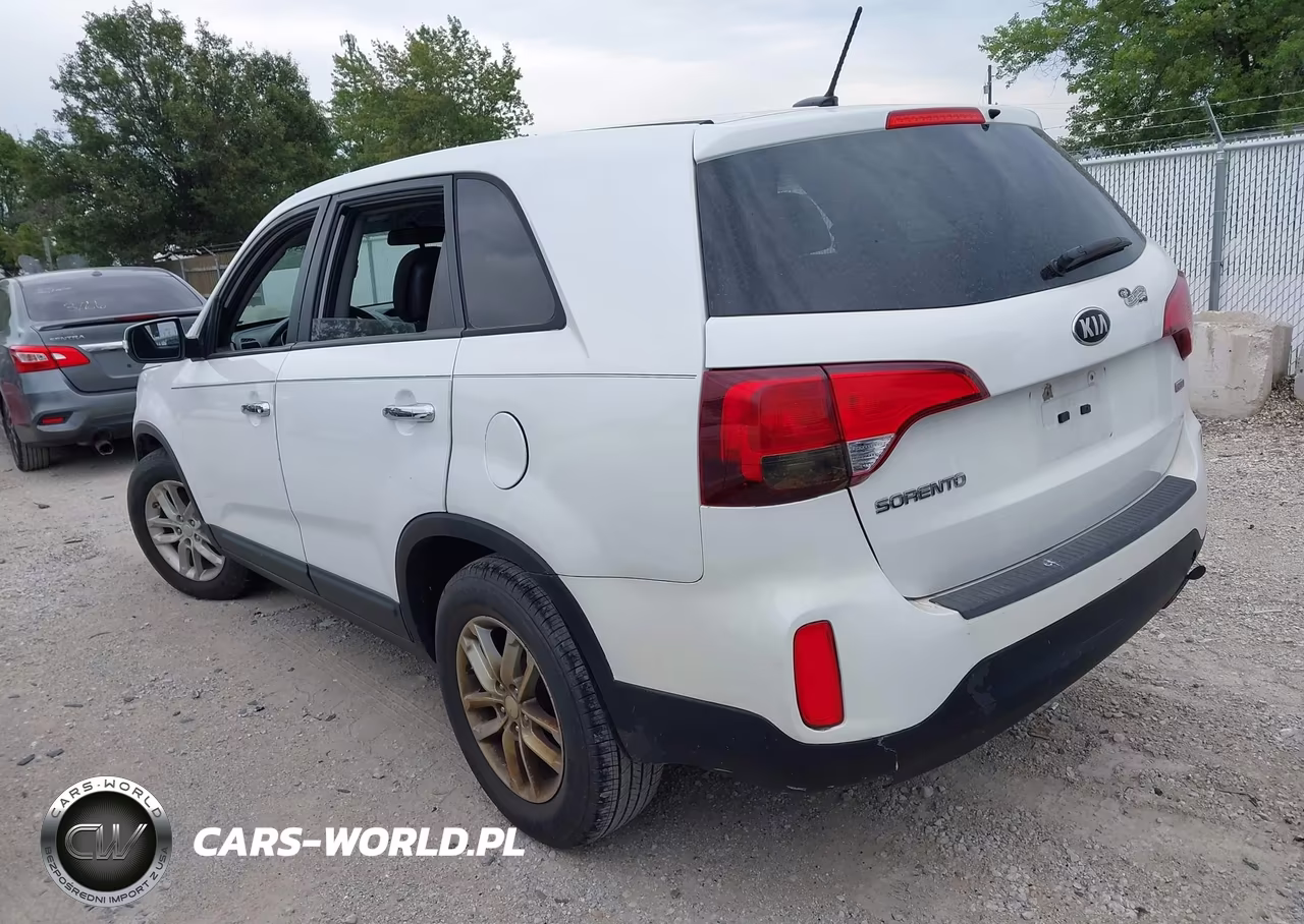2015 Kia Sorento Lx VIN:5XYKT3A60FG577232 - 3