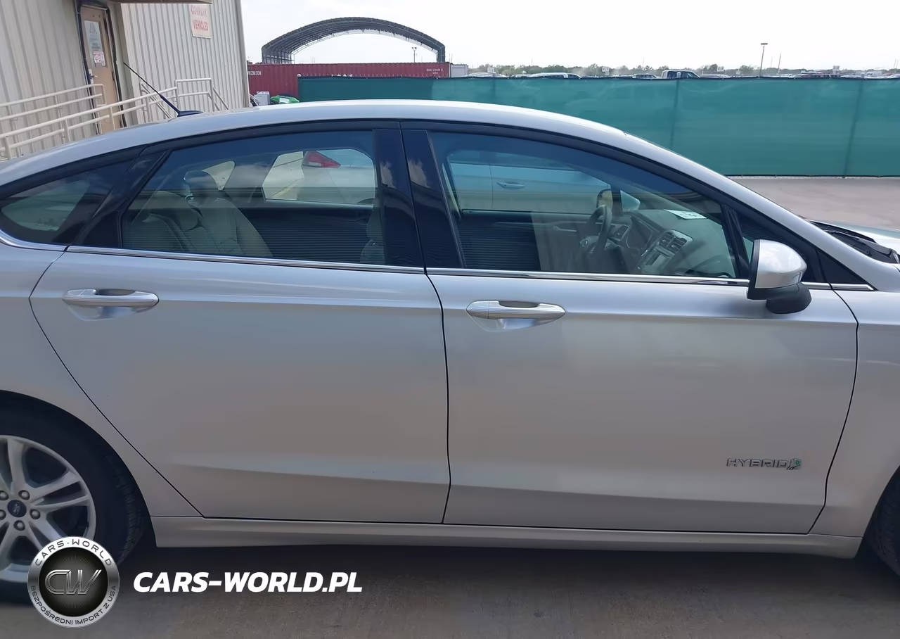 2018 Ford Fusion Hybrid S VIN:3FA6P0UU4JR254353 - 16