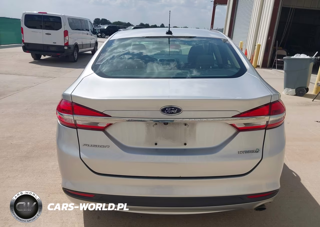 2018 Ford Fusion Hybrid S VIN:3FA6P0UU4JR254353 - 19