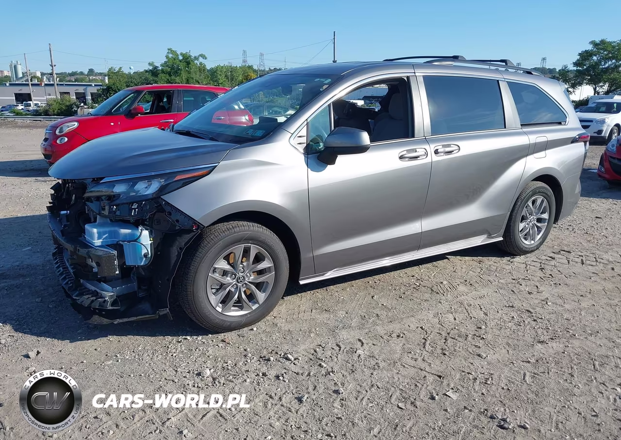 2026 Toyota Sienna Le VIN:5TDKRKECXTS317864 - 2