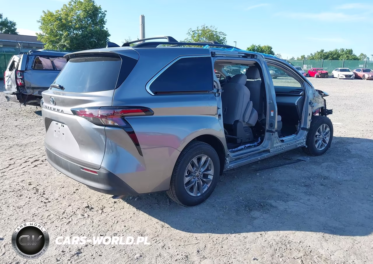 2026 Toyota Sienna Le VIN:5TDKRKECXTS317864 - 4