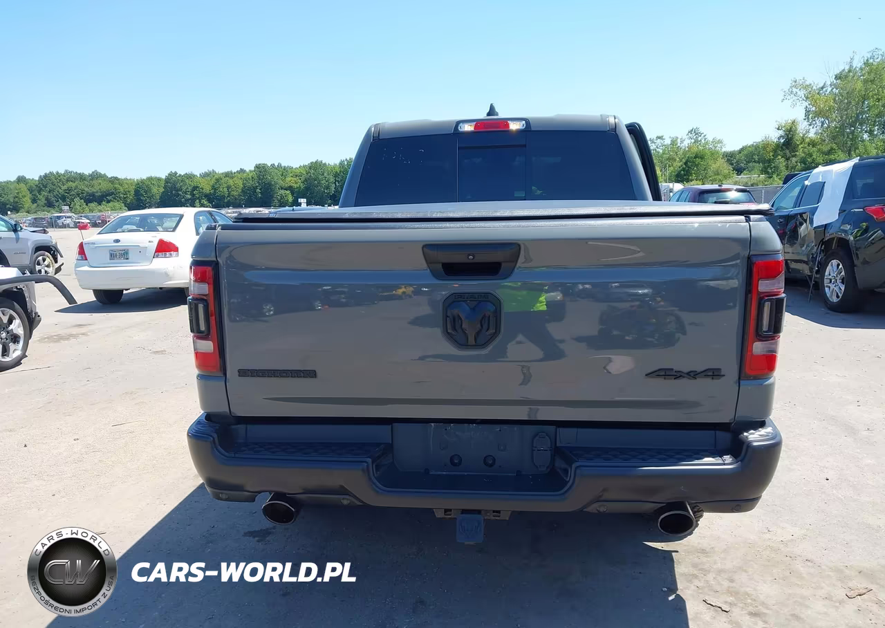 2020 Ram 1500 VIN:1C6SRFFT3LN379304 - 17