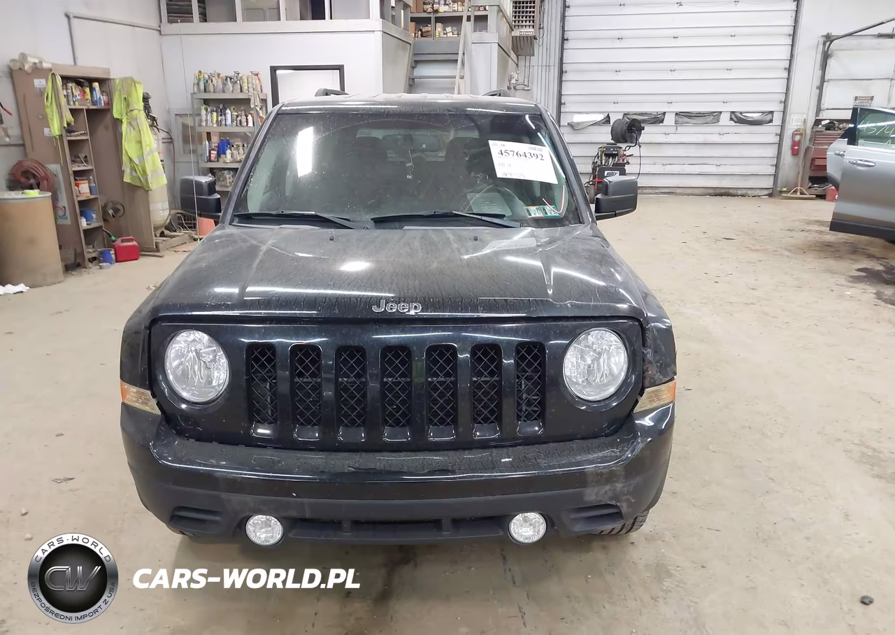 2016 Jeep Patriot Latitude VIN:1C4NJRFB2GD647275 - 12