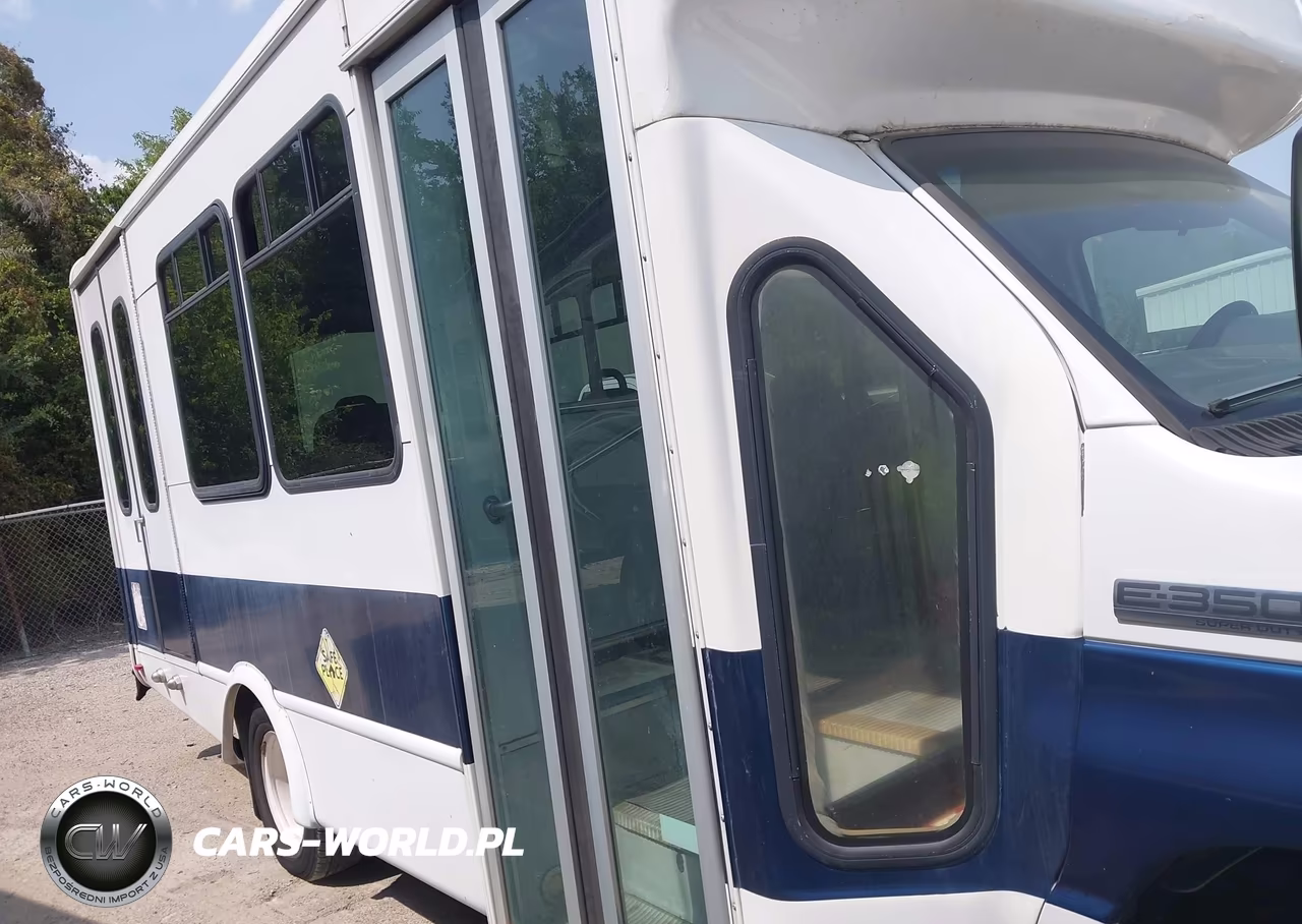 2012 Ford E-350 Cutaway VIN:1FDEE3FL5CDA82553 - 16