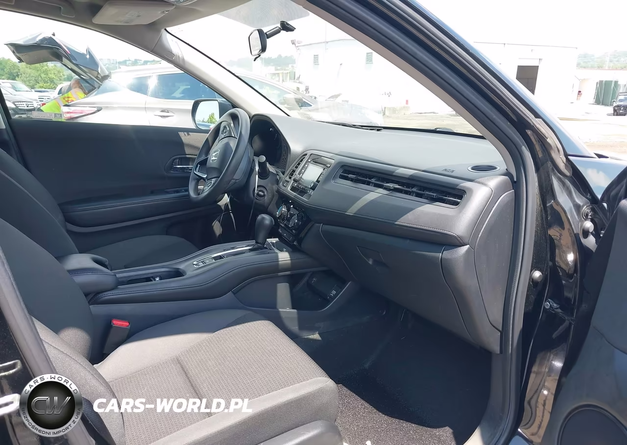 2020 Honda Hr-V Awd Lx VIN:3CZRU6H3XLM716445 - 5