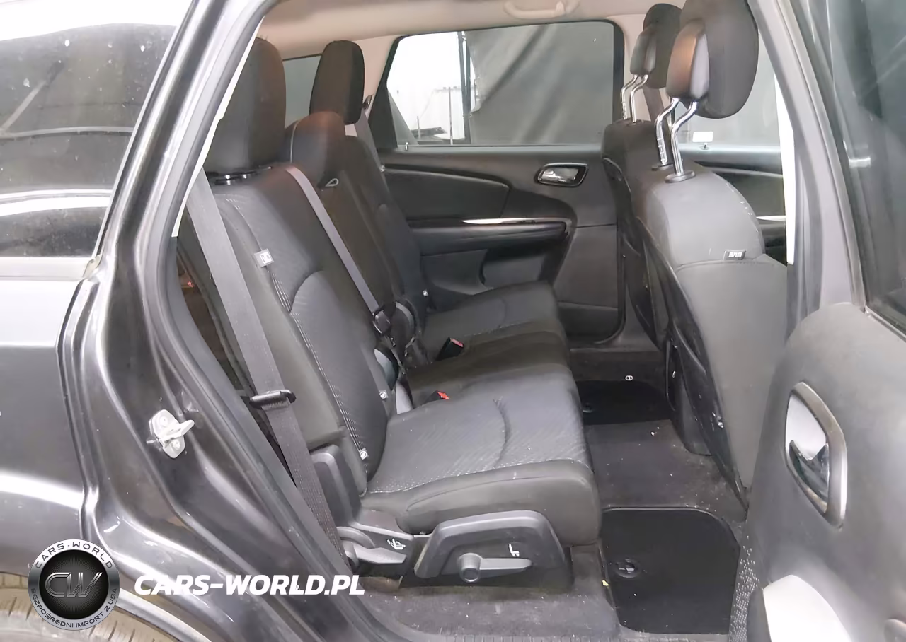 2019 Dodge Journey Se VIN:3C4PDCBG6KT687036 - 8
