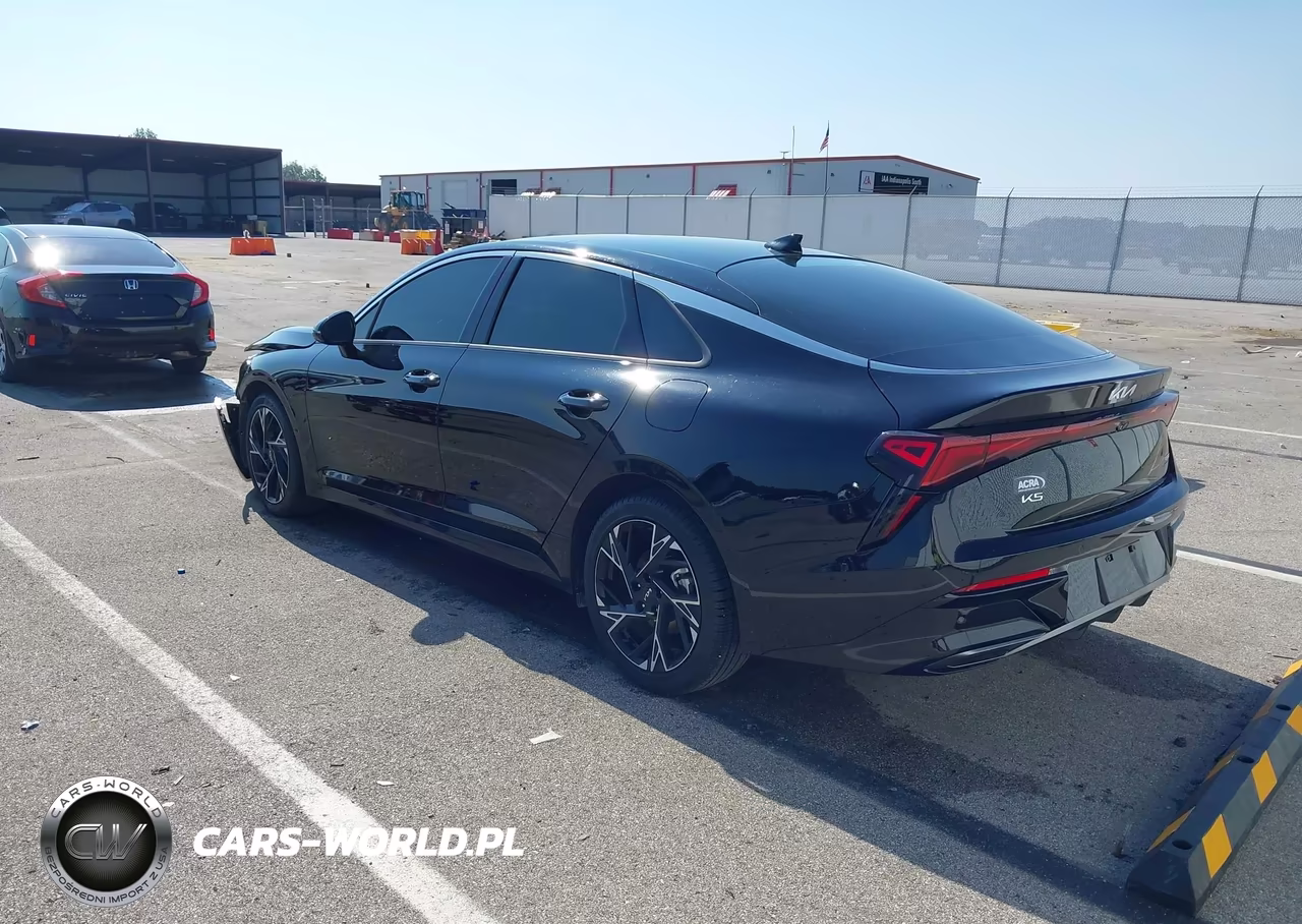 2025 Kia K5 Gt-Line VIN:KNAG64J7XS5388907 - 3