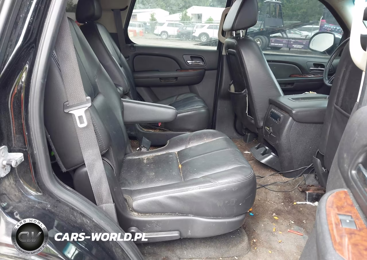 2008 Chevrolet Tahoe Ltz VIN:1GNFK13028R276197 - 8
