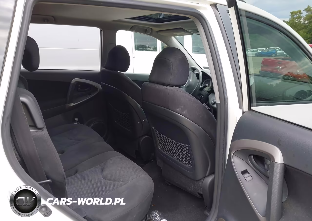 2007 Toyota Rav4 Sport VIN:JTMBD32V575100504 - 8