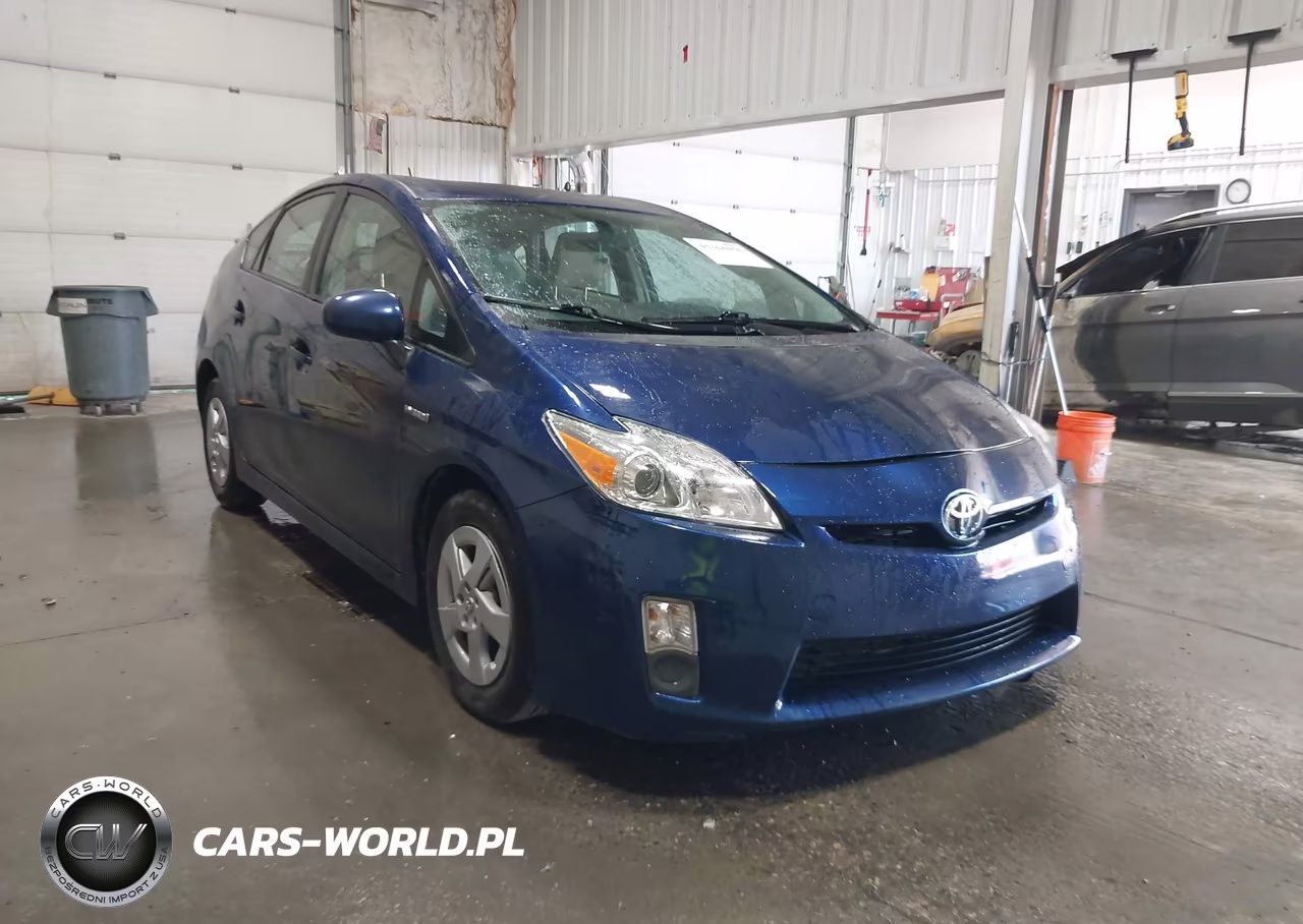 2011 Toyota Prius Three