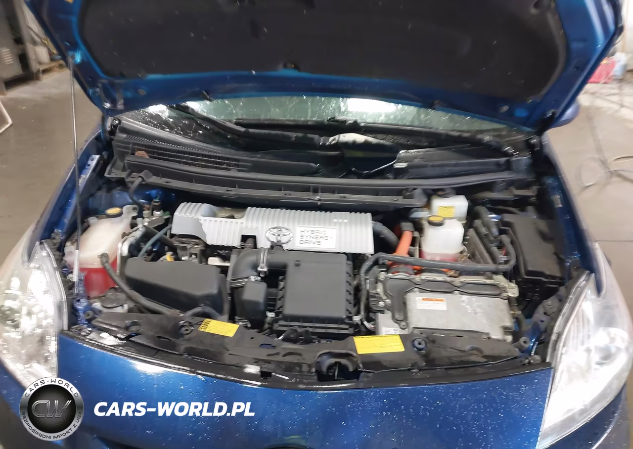 2011 Toyota Prius Three VIN:JTDKN3DU5B1437403 - 10