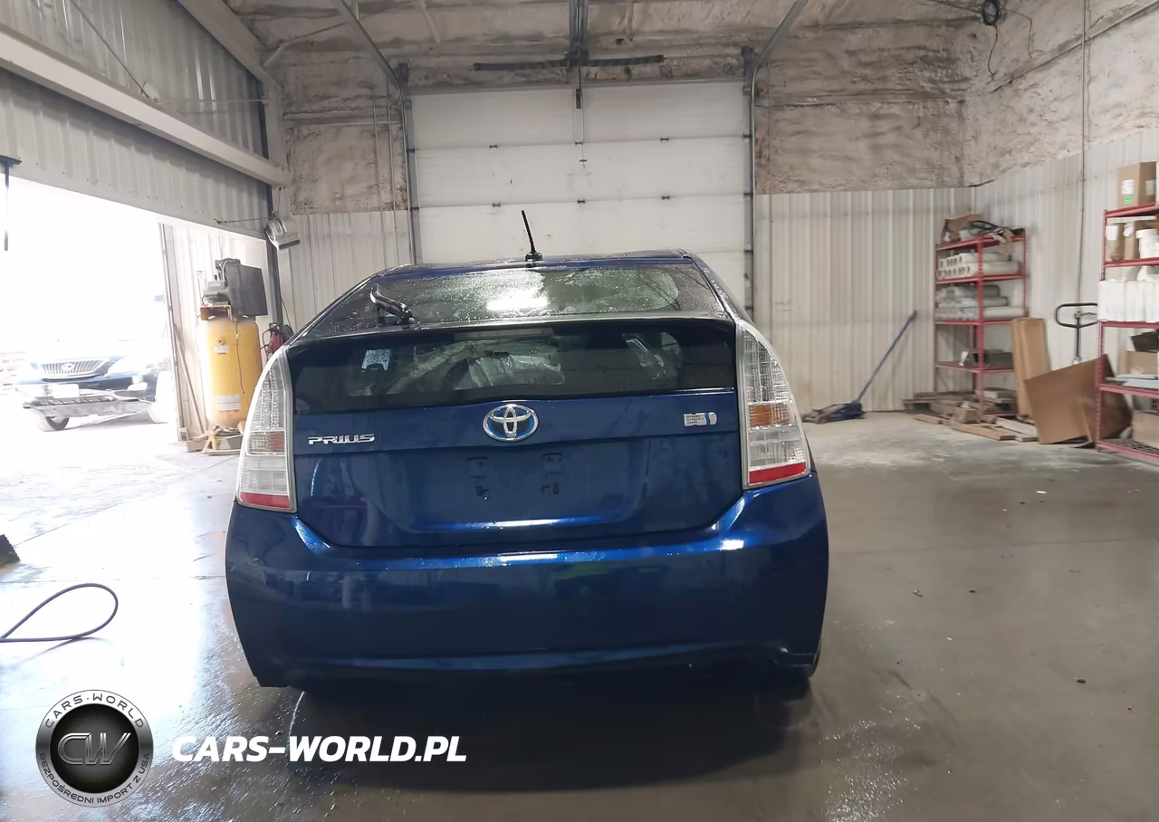 2011 Toyota Prius Three VIN:JTDKN3DU5B1437403 - 16