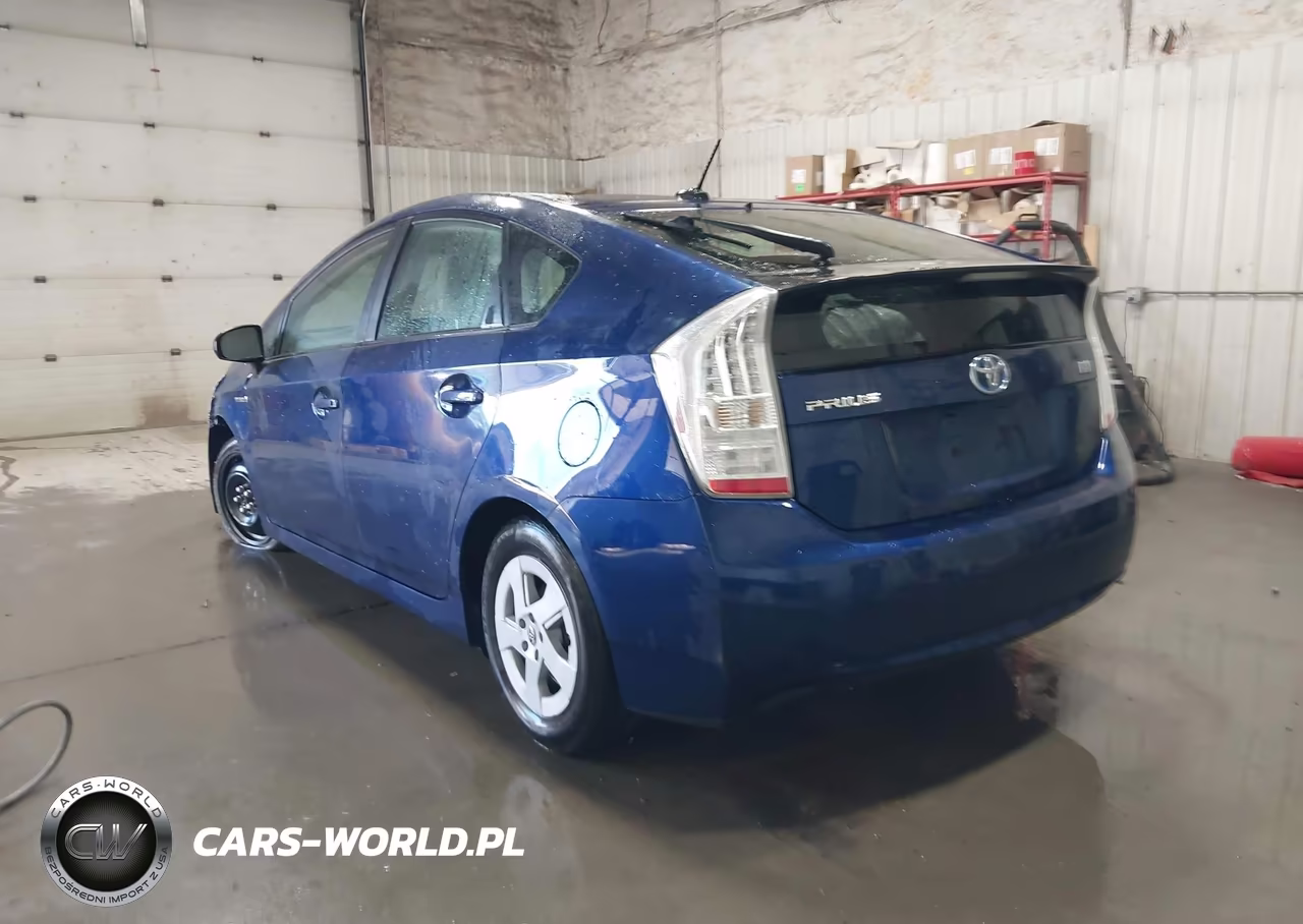 2011 Toyota Prius Three VIN:JTDKN3DU5B1437403 - 3